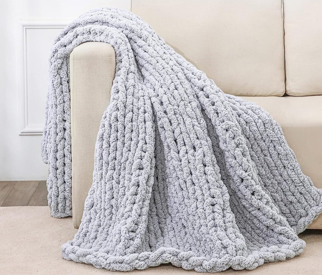 Handgestrickte Chenille Kuscheldecke-0