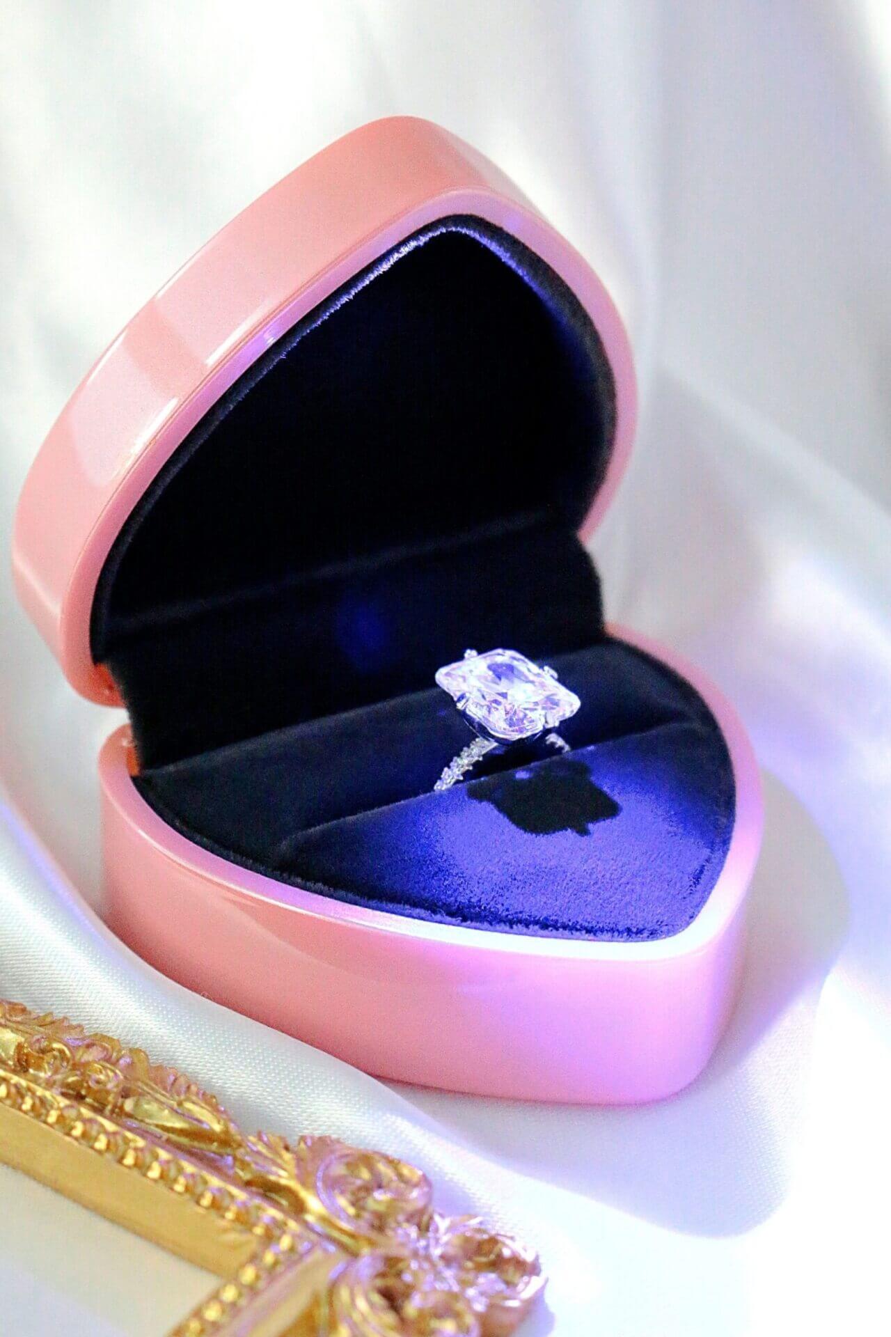 Ring box with led light